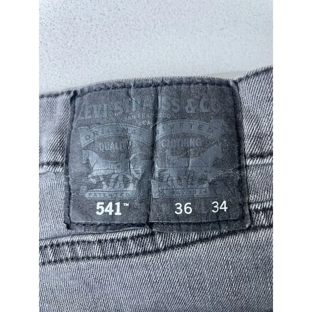 Levi’s 541 Athletic Fit Jeans – Gray – Size 36x34
